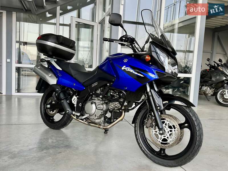 Suzuki V-Strom 650 2005 Suzuki V-Strom 650 2005