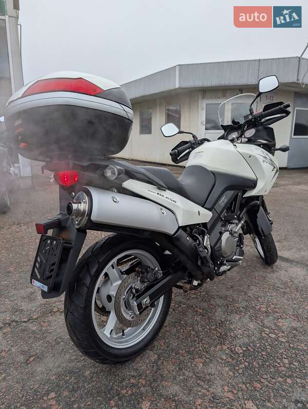 Мотоцикл Туризм Suzuki V-Strom 650 2010 в Киеве