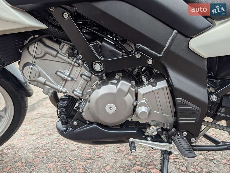 Мотоцикл Туризм Suzuki V-Strom 650 2010 в Киеве