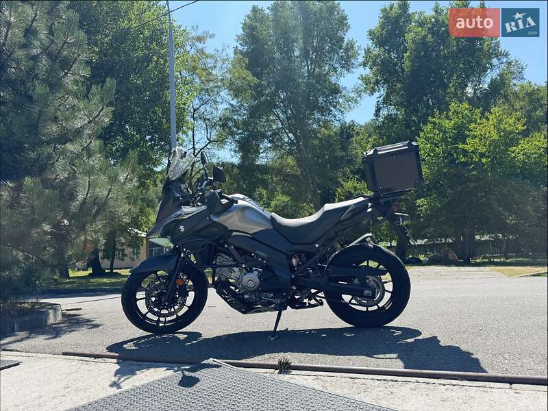 Мотоцикл Туризм Suzuki V-Strom 650 2021 в Киеве