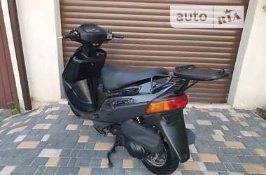 Скутер Suzuki Vecstar 125 2005 в Одессе