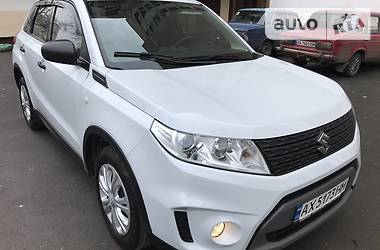 Позашляховик / Кросовер Suzuki Vitara 2016 в 