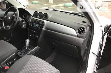 Позашляховик / Кросовер Suzuki Vitara 2016 в 