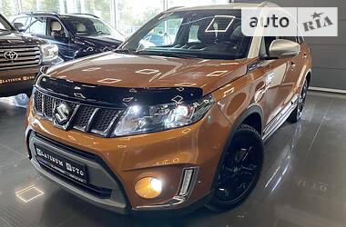 Внедорожник / Кроссовер Suzuki Vitara 2016 в Одессе