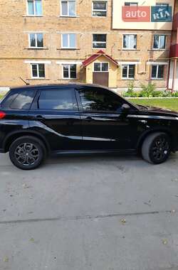 Позашляховик / Кросовер Suzuki Vitara 2017 в Сумах