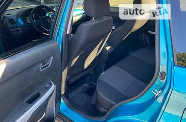 Позашляховик / Кросовер Suzuki Vitara 2016 в 