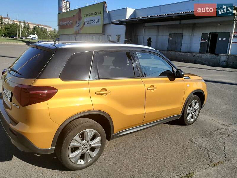 Внедорожник / Кроссовер Suzuki Vitara 2019 в Киеве