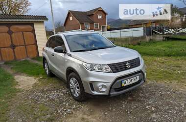 Позашляховик / Кросовер Suzuki Vitara 2016 в Надвірній