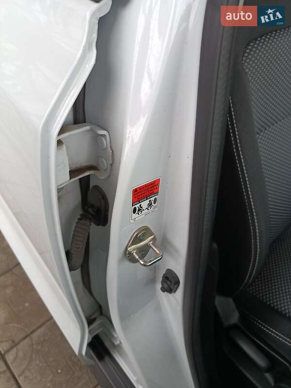 Внедорожник / Кроссовер Suzuki Vitara 2020 в Днепре