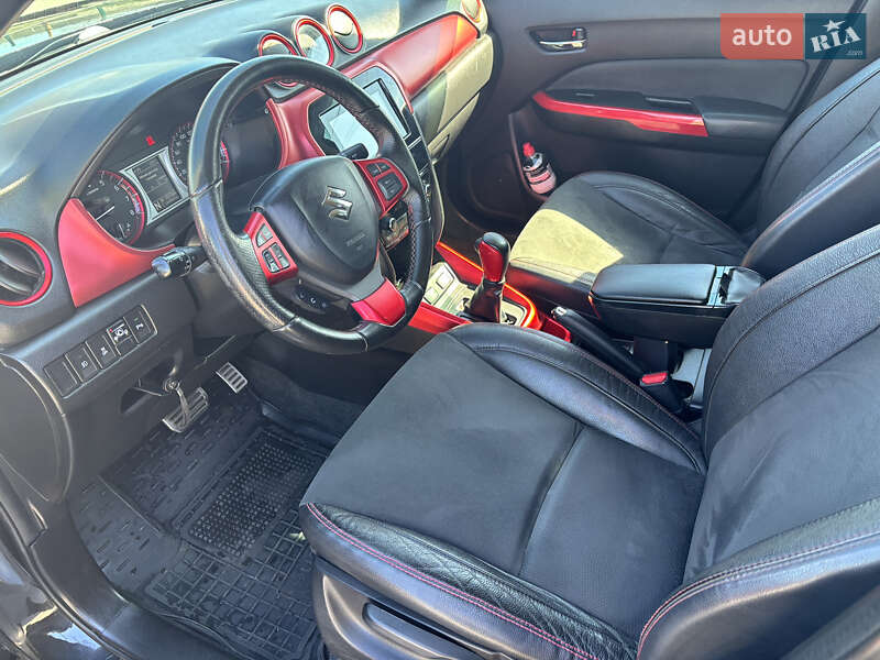 Позашляховик / Кросовер Suzuki Vitara 2017 в Запоріжжі