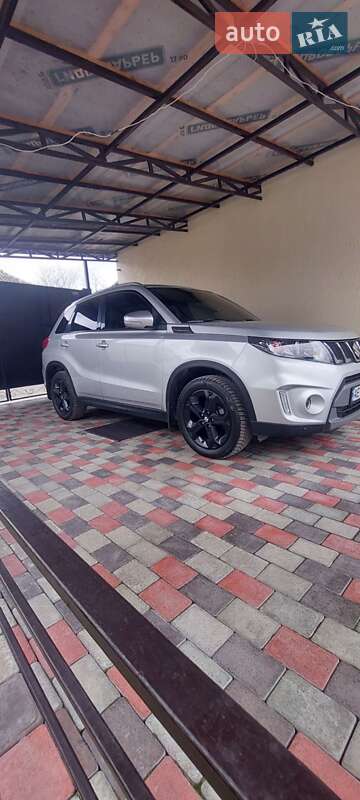 Внедорожник / Кроссовер Suzuki Vitara 2018 в Днепре