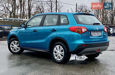 Внедорожник / Кроссовер Suzuki Vitara 2015 в Киеве