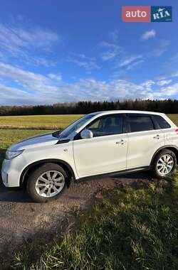 Позашляховик / Кросовер Suzuki Vitara 2016 в Києві