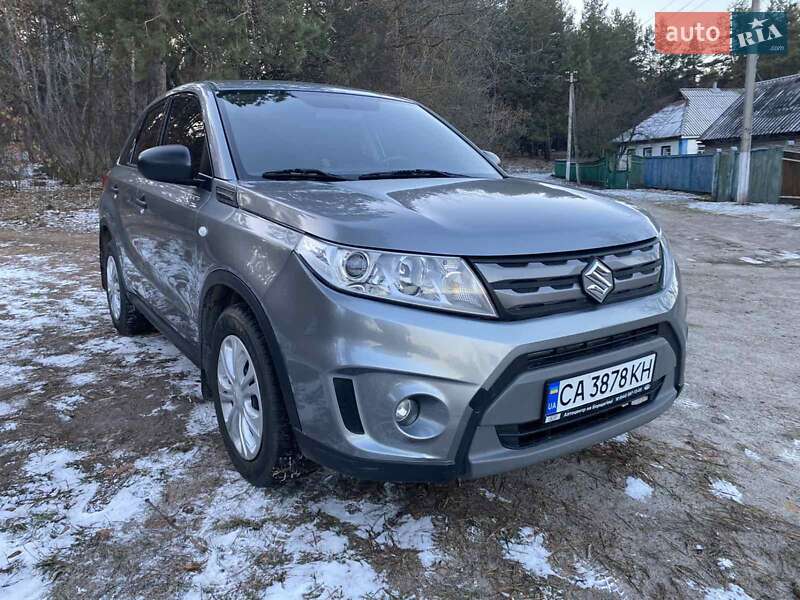 Внедорожник / Кроссовер Suzuki Vitara 2016 в Черкассах