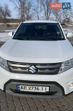 Позашляховик / Кросовер Suzuki Vitara 2016 в Новомосковську