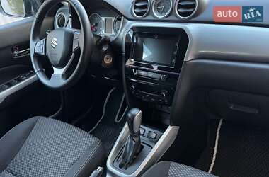 Позашляховик / Кросовер Suzuki Vitara 2017 в 