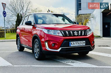 Внедорожник / Кроссовер Suzuki Vitara 2021 в 