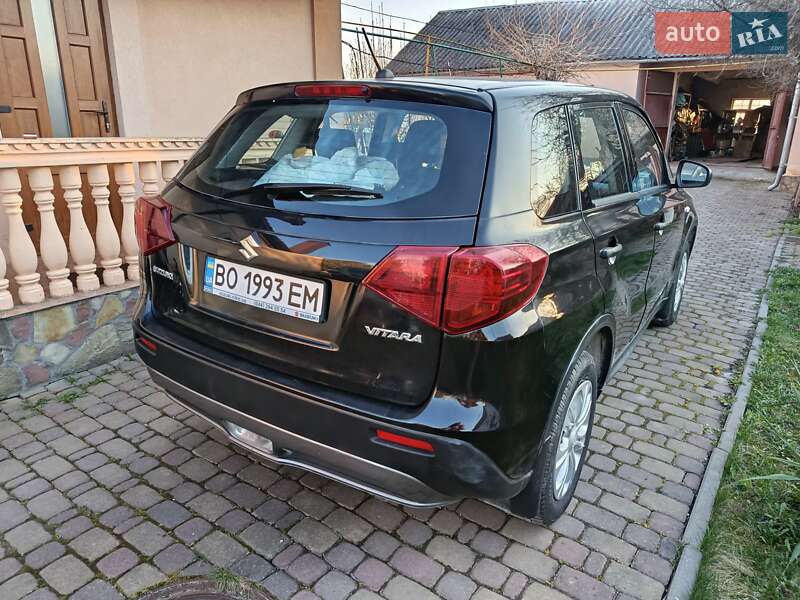 Позашляховик / Кросовер Suzuki Vitara 2021 в Рівному