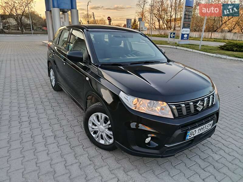 Позашляховик / Кросовер Suzuki Vitara 2021 в Рівному