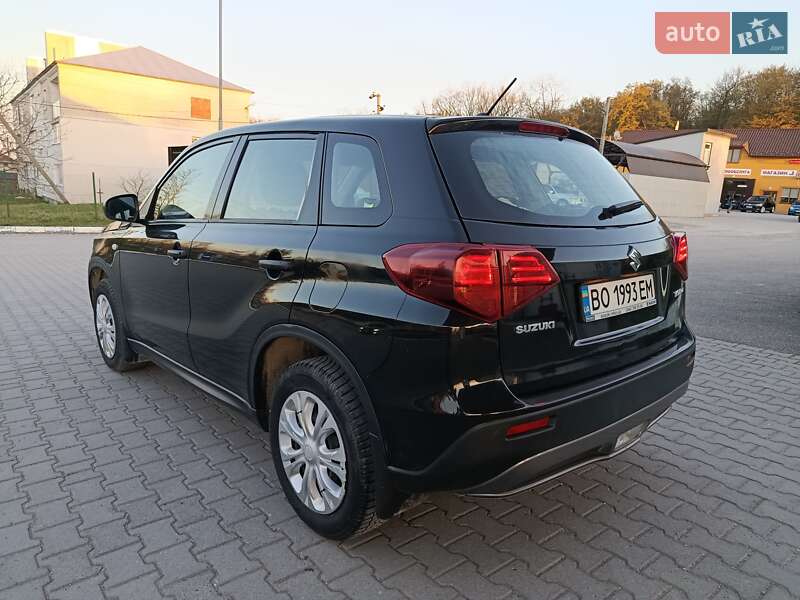 Позашляховик / Кросовер Suzuki Vitara 2021 в Рівному