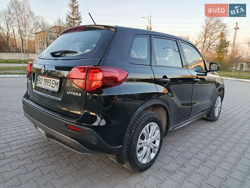 Позашляховик / Кросовер Suzuki Vitara 2021 в Рівному