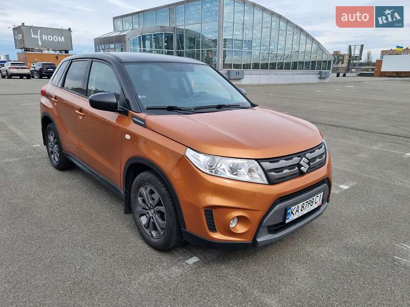 Внедорожник / Кроссовер Suzuki Vitara 2015 в Киеве