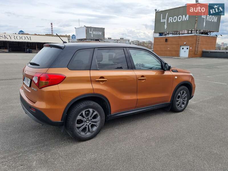 Внедорожник / Кроссовер Suzuki Vitara 2015 в Киеве