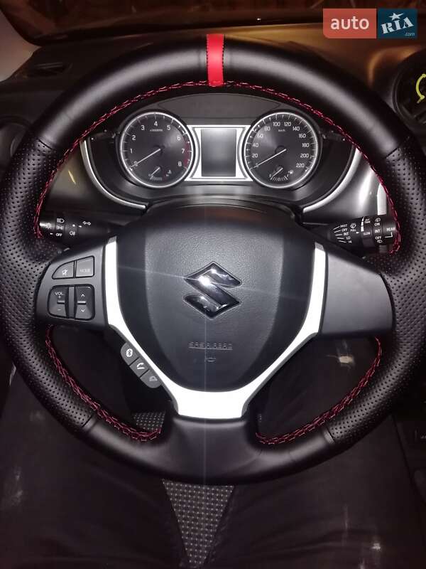 Позашляховик / Кросовер Suzuki Vitara 2017 в Рожнятові