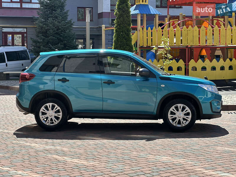 Позашляховик / Кросовер Suzuki Vitara 2021 в Івано-Франківську