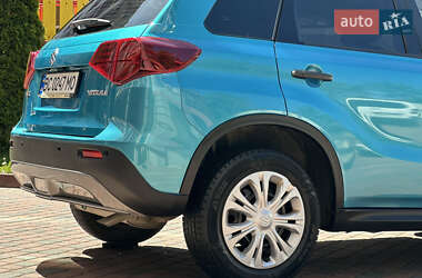 Внедорожник / Кроссовер Suzuki Vitara 2021 в 
