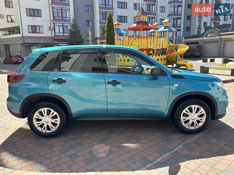 Позашляховик / Кросовер Suzuki Vitara 2021 в Івано-Франківську