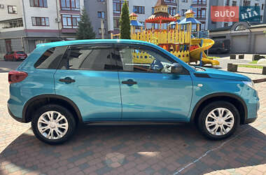 Внедорожник / Кроссовер Suzuki Vitara 2021 в 