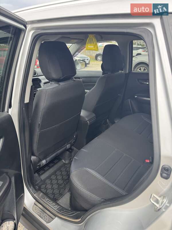 Внедорожник / Кроссовер Suzuki Vitara 2019 в Киеве