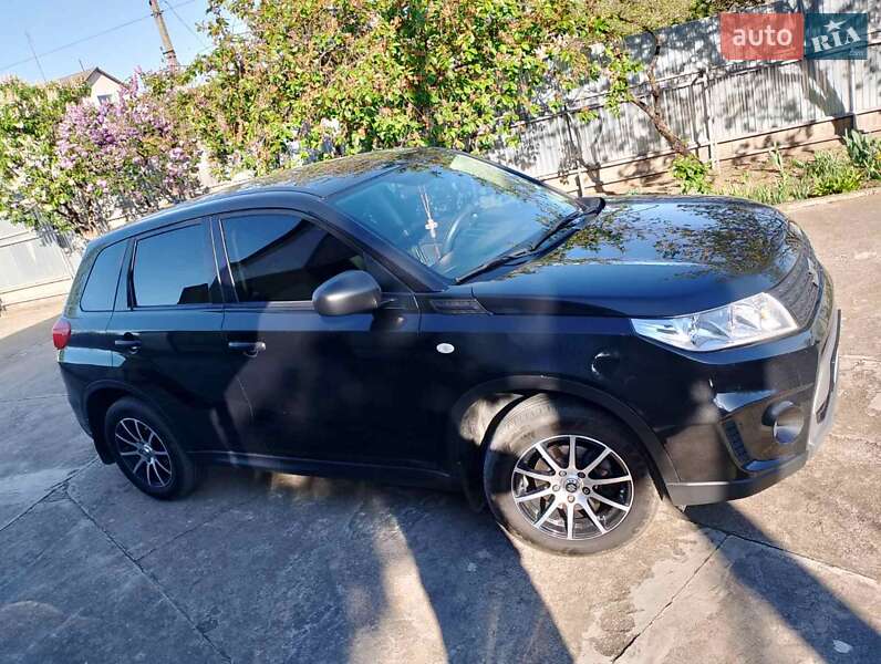 Позашляховик / Кросовер Suzuki Vitara 2016 в Черкасах