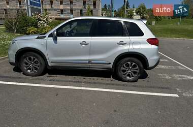 Внедорожник / Кроссовер Suzuki Vitara 2015 в 