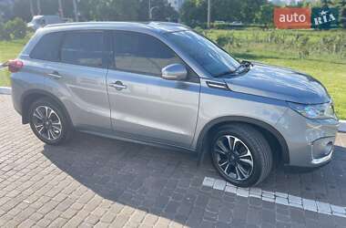 Позашляховик / Кросовер Suzuki Vitara 2020 в 