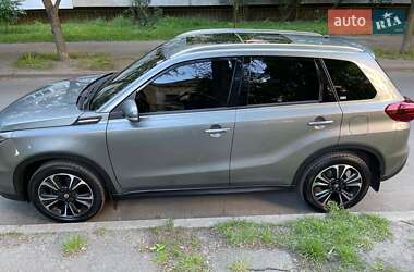 Позашляховик / Кросовер Suzuki Vitara 2020 в 