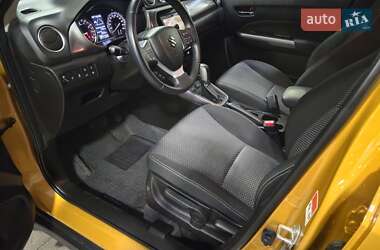 Позашляховик / Кросовер Suzuki Vitara 2020 в 