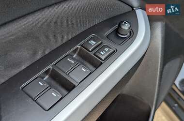 Внедорожник / Кроссовер Suzuki Vitara 2016 в 