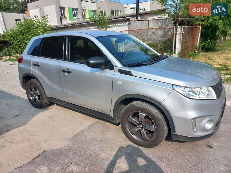 Внедорожник / Кроссовер Suzuki Vitara 2018 в Броварах