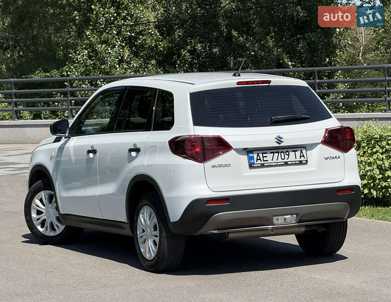 Внедорожник / Кроссовер Suzuki Vitara 2023 в Днепре