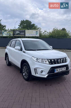 Внедорожник / Кроссовер Suzuki Vitara 2022 в Ровно