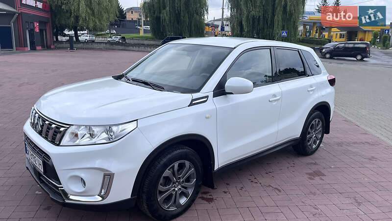 Внедорожник / Кроссовер Suzuki Vitara 2022 в Ровно
