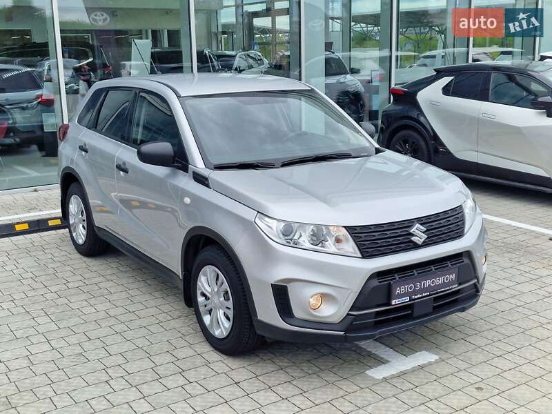 Позашляховик / Кросовер Suzuki Vitara 2021 в Рівному