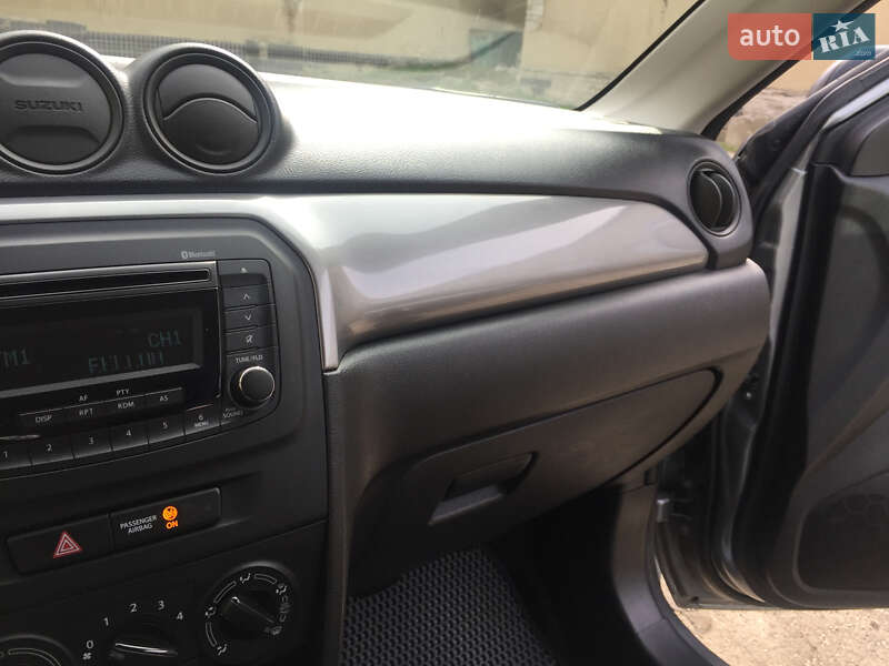 Позашляховик / Кросовер Suzuki Vitara 2017 в Харкові
