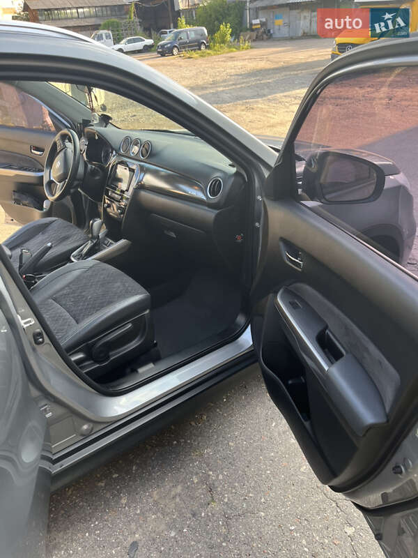 Позашляховик / Кросовер Suzuki Vitara 2019 в Києві