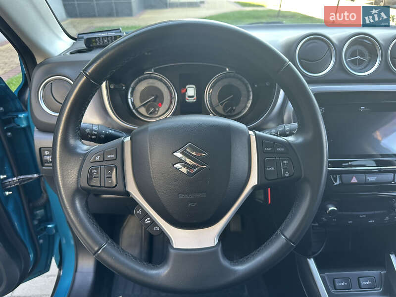Внедорожник / Кроссовер Suzuki Vitara 2021 в Киеве