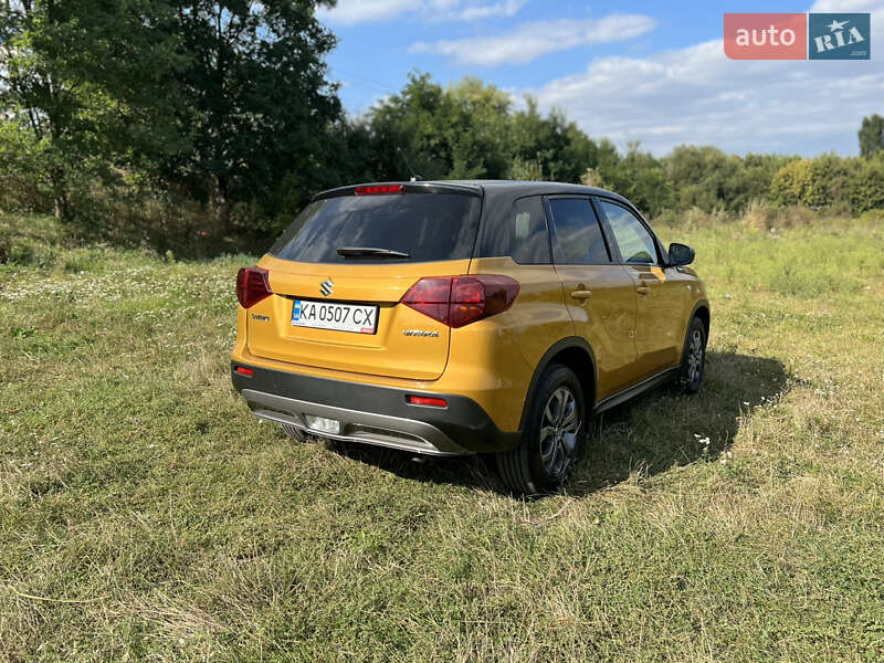 Позашляховик / Кросовер Suzuki Vitara 2021 в Києві