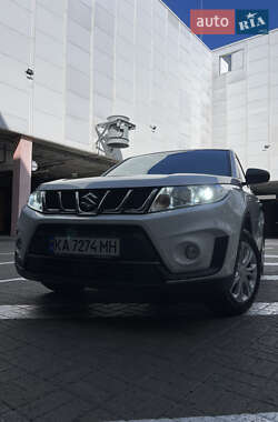 Внедорожник / Кроссовер Suzuki Vitara 2020 в Киеве