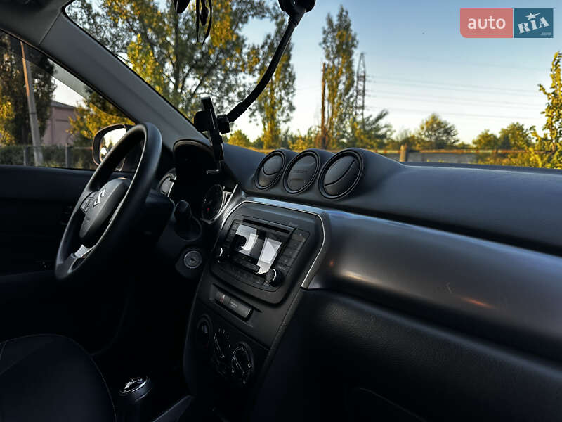 Внедорожник / Кроссовер Suzuki Vitara 2019 в Днепре фото 23 Внедорожник / Кроссовер Suzuki Vitara 2019 в Днепре